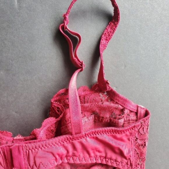 Adore me Red Lace Bra - Picture 8 of 8